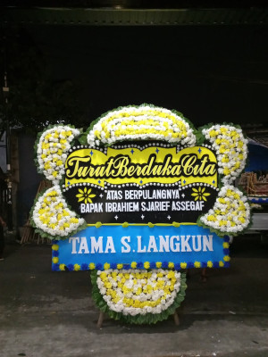Papan Bunga Duka di Gajah Putih